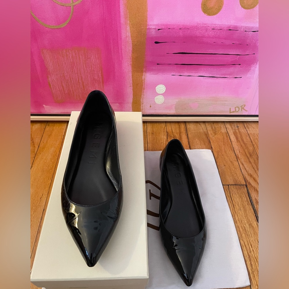 M Gemi Black Patent Leather “Esatto” flats 37 (US 7)